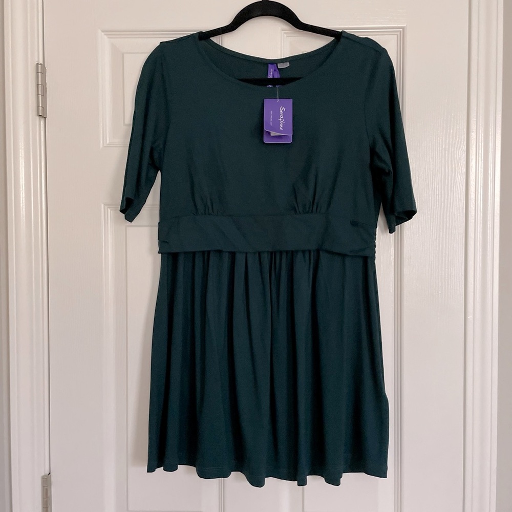 Emerald Green Maternity to Nursing Short Sleeve Fitted Top size M